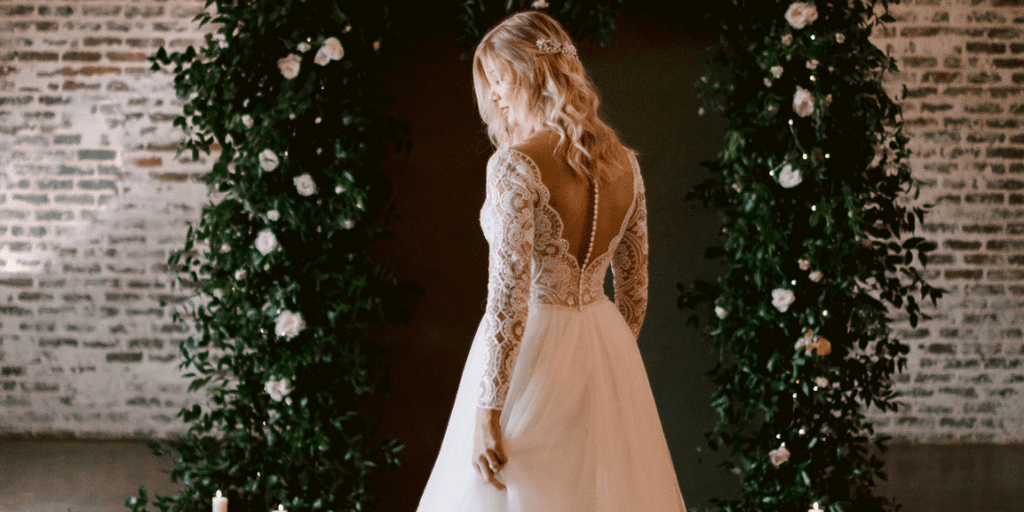 winter wedding dresses that brides will fall in love with